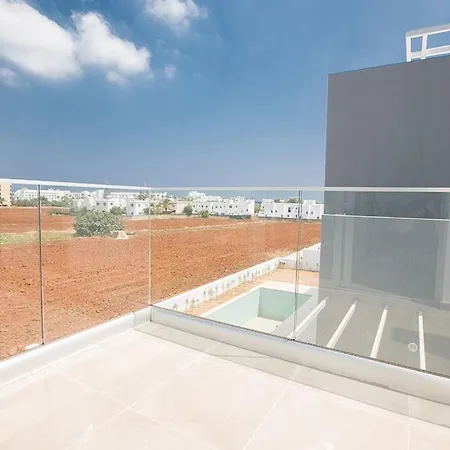 Manta Platina - Brand New Luxury 3 Bedroom With Private Pool * Protaras