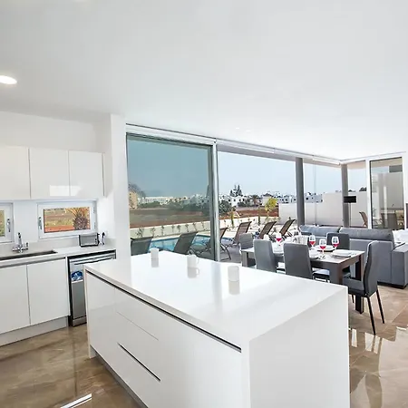 Manta Platina - Brand New Luxury 3 Bedroom With Private Pool Villa
