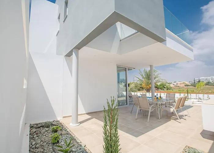 Βίλα Manta Platina - Brand New Luxury 3 Bedroom