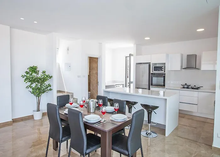 Manta Platina - Brand New Luxury 3 Bedroom Βίλα *